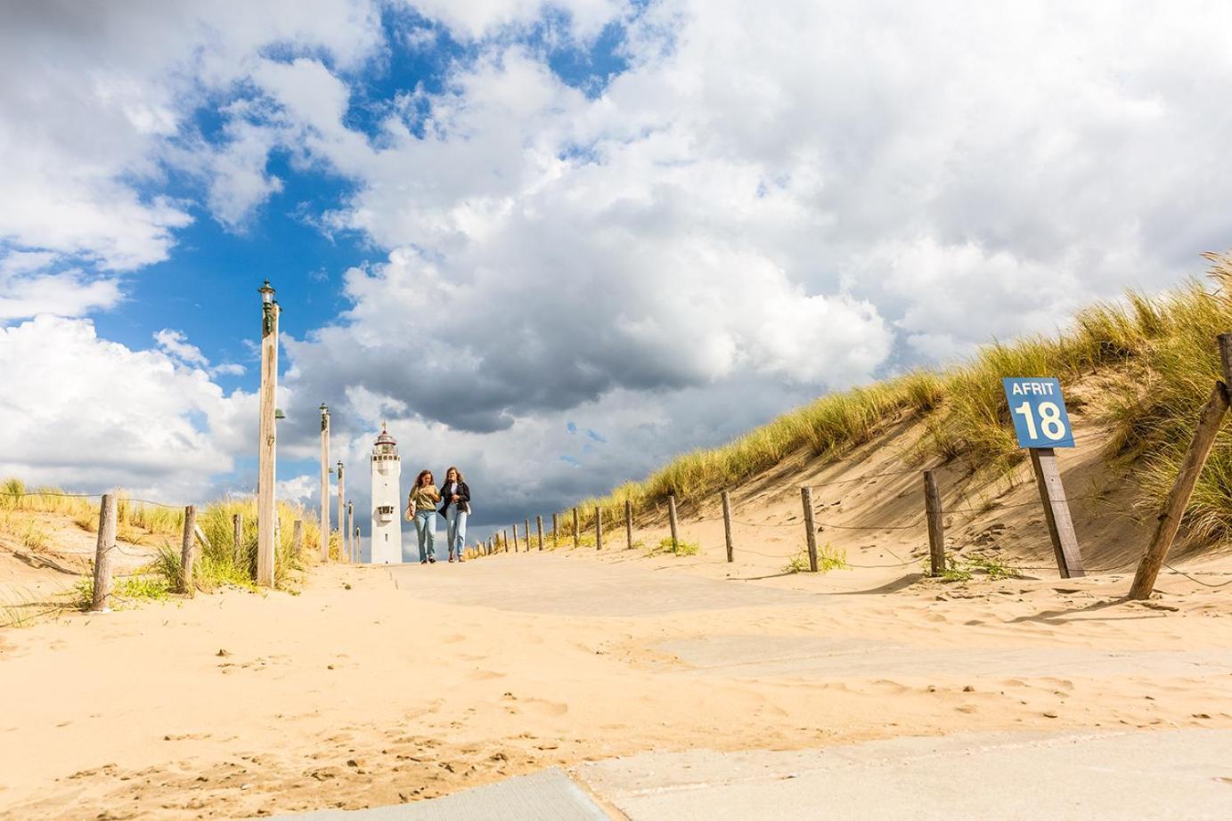 Appartamento Hello Noordwijk - Souterrain Hoogwakersbosstraat 6 Esterno foto