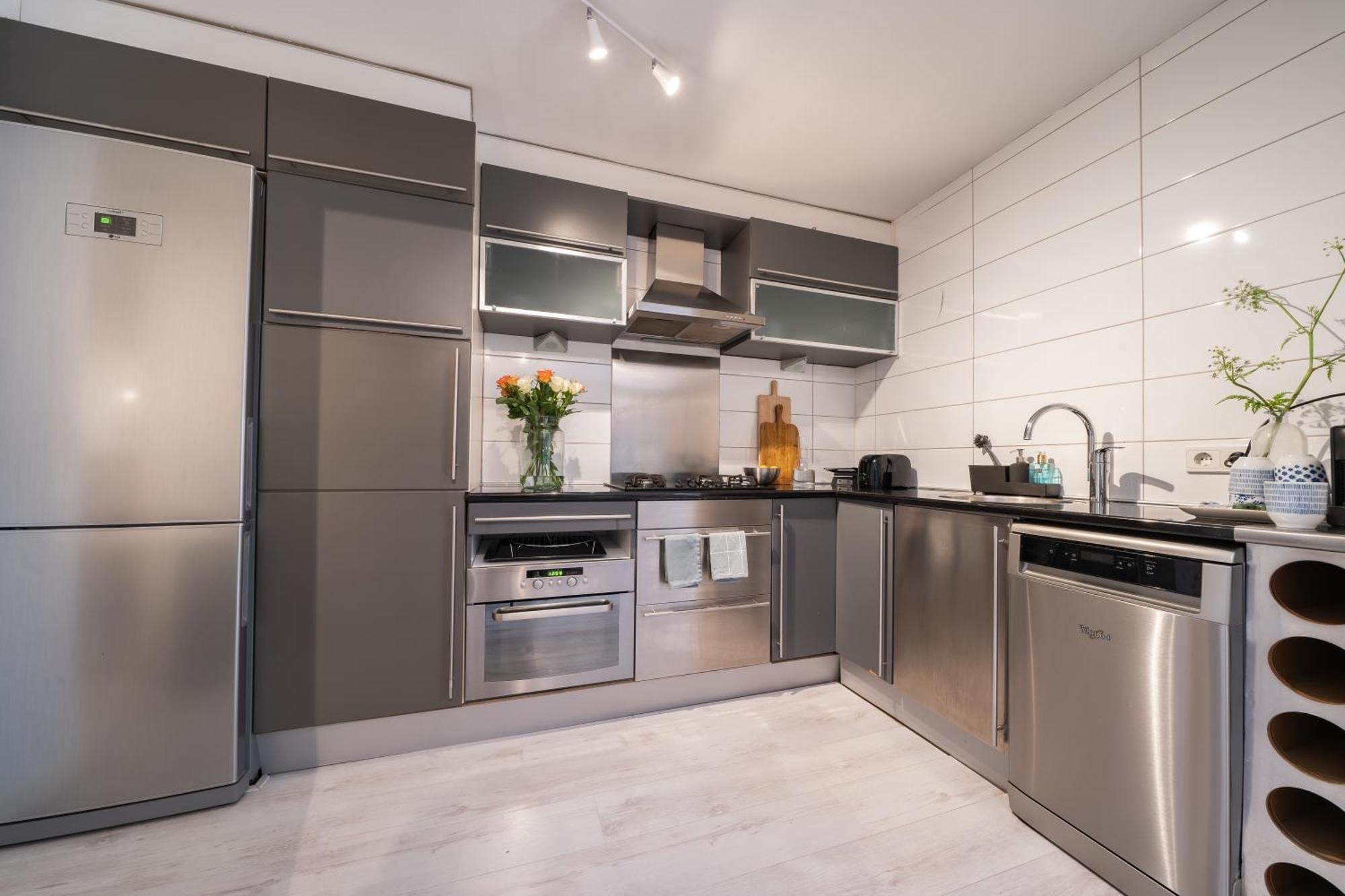 Appartamento Hello Noordwijk - Souterrain Hoogwakersbosstraat 6 Esterno foto