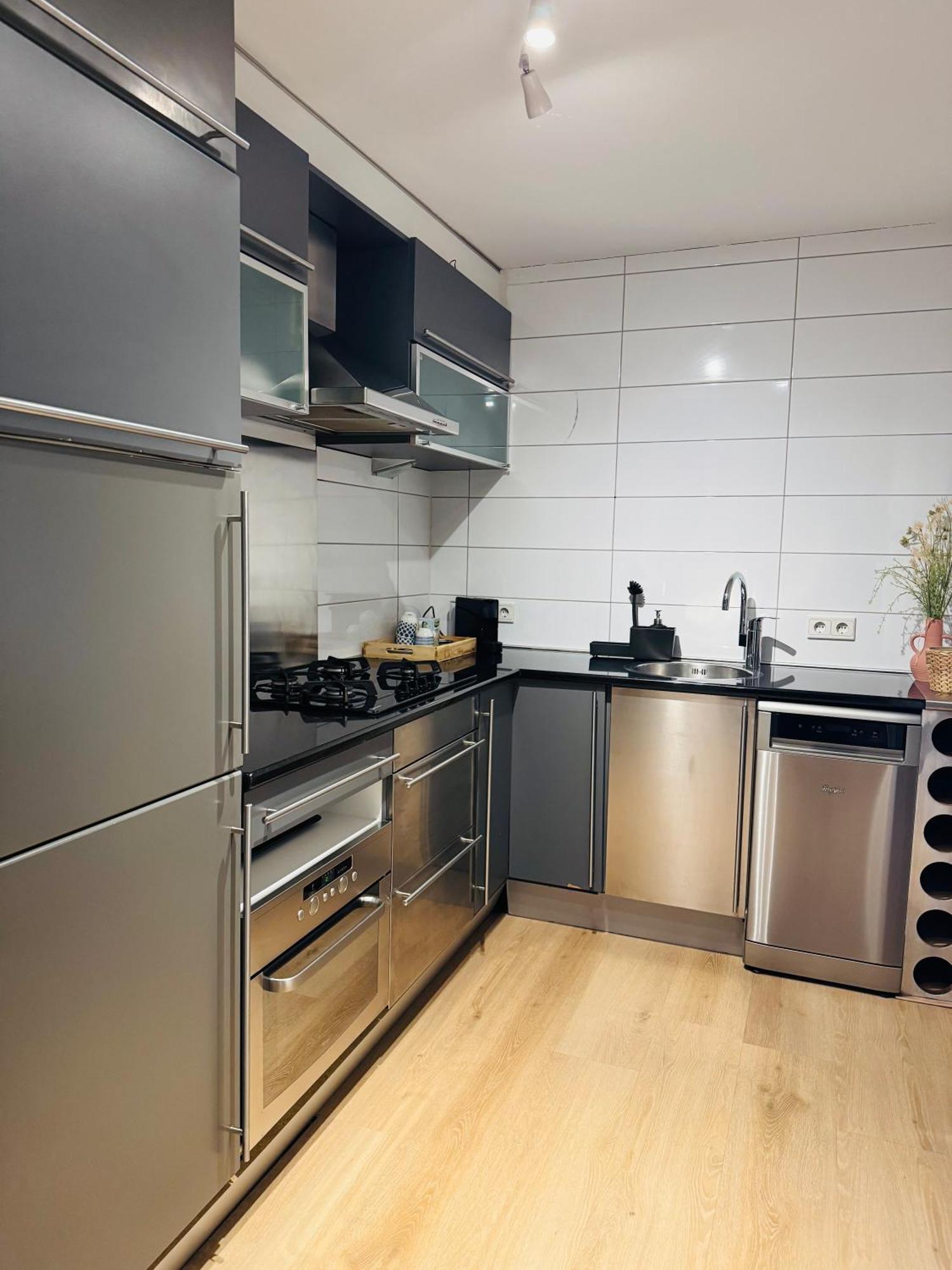 Appartamento Hello Noordwijk - Souterrain Hoogwakersbosstraat 6 Esterno foto