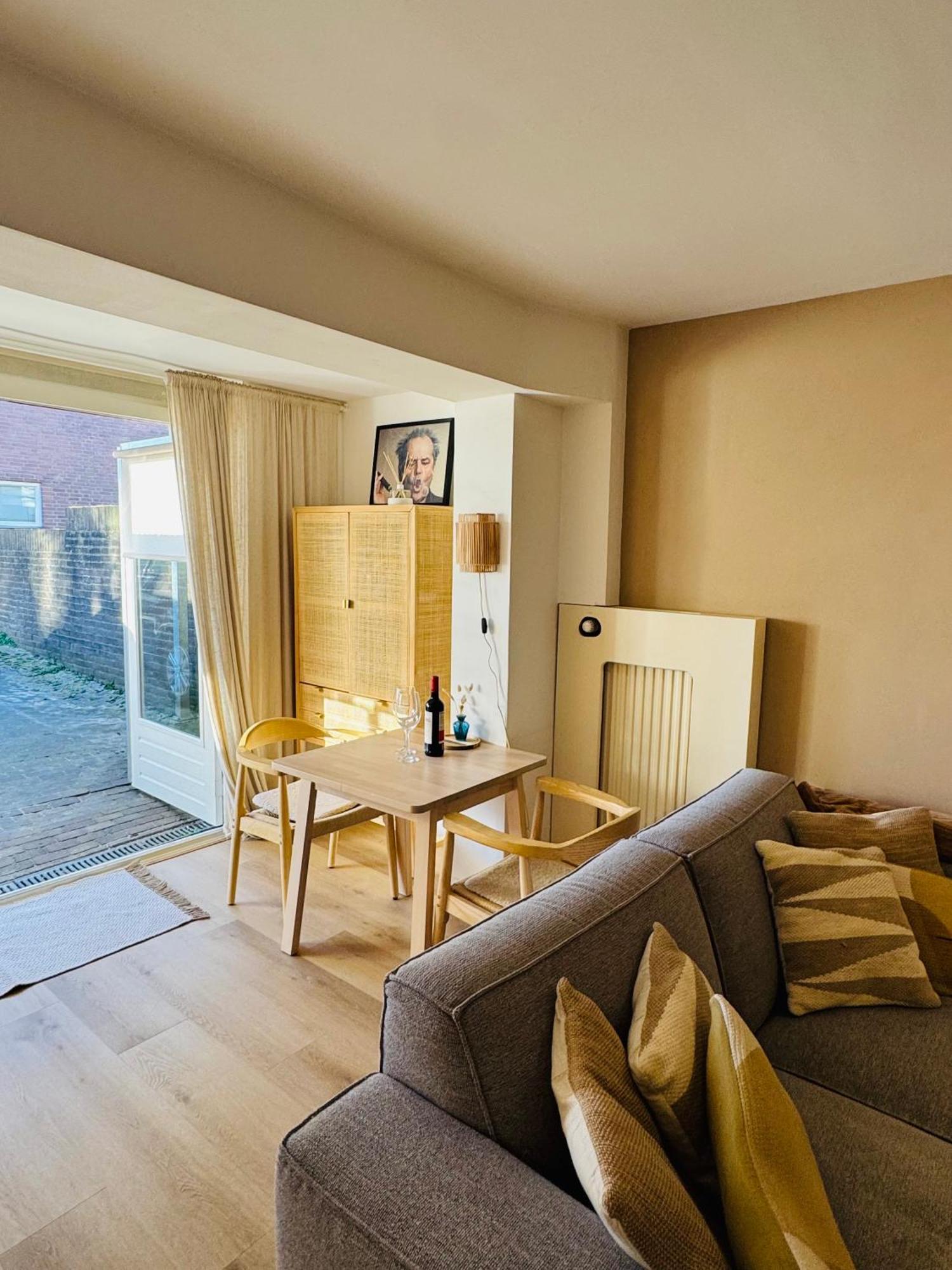 Appartamento Hello Noordwijk - Souterrain Hoogwakersbosstraat 6 Esterno foto